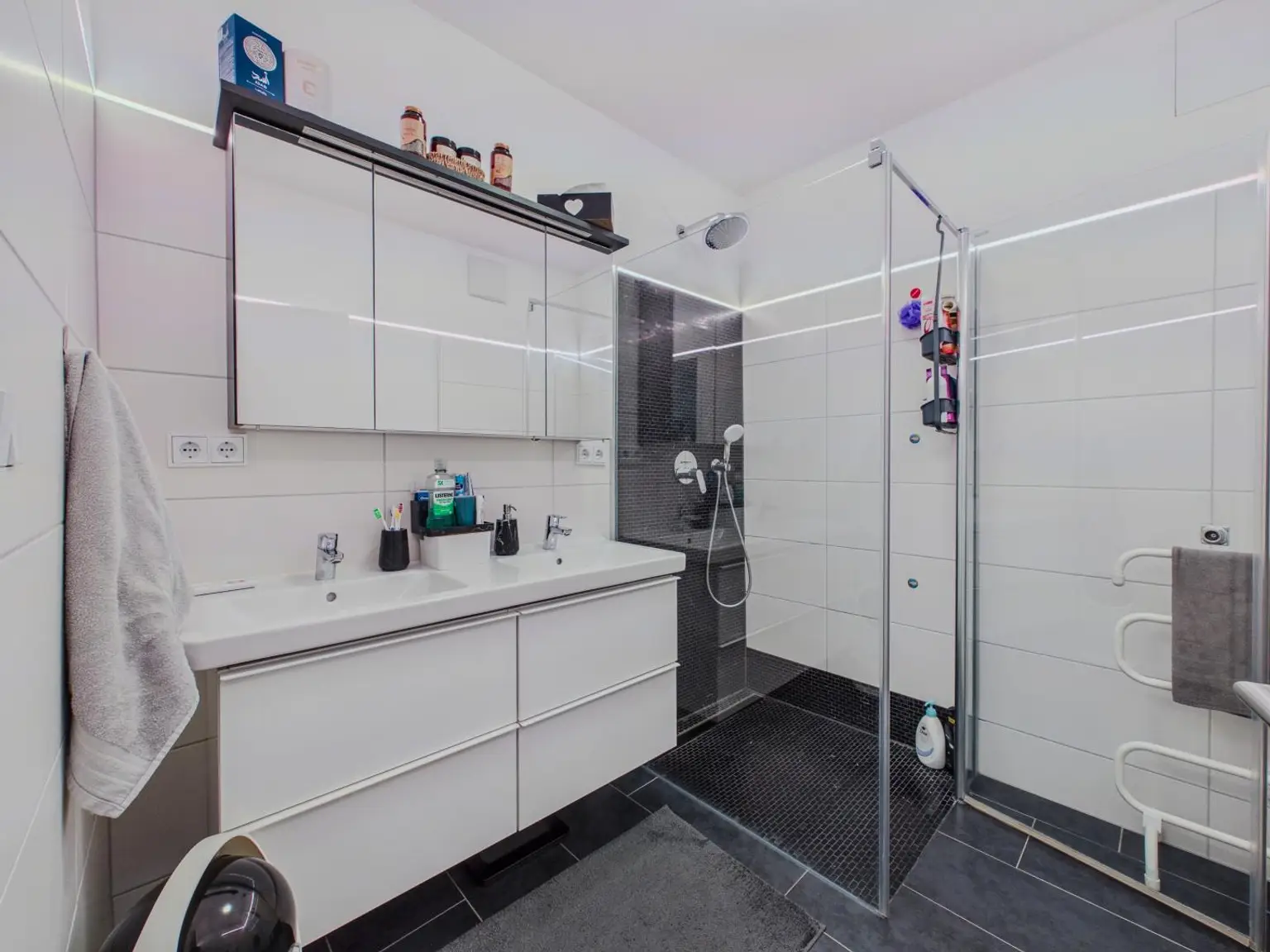 Badezimmer 2