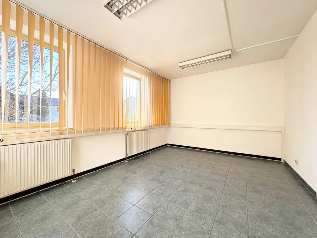 TOP-BÜRO | HELLE 3 ZIMMER | OBERLAAER STRASSE | U-BAHN-NÄHE
