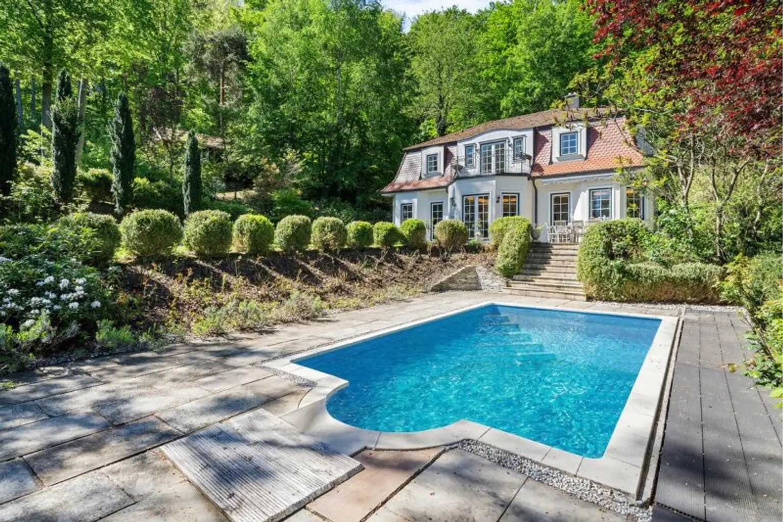Wunderschöne Villa mit Pool und weitläufigem Grundstück, Nähe Pressbaum