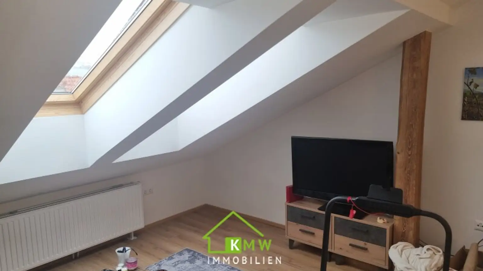 3-Zimmer-Dachgeschoßwohnung in zentraler Ruhelage
