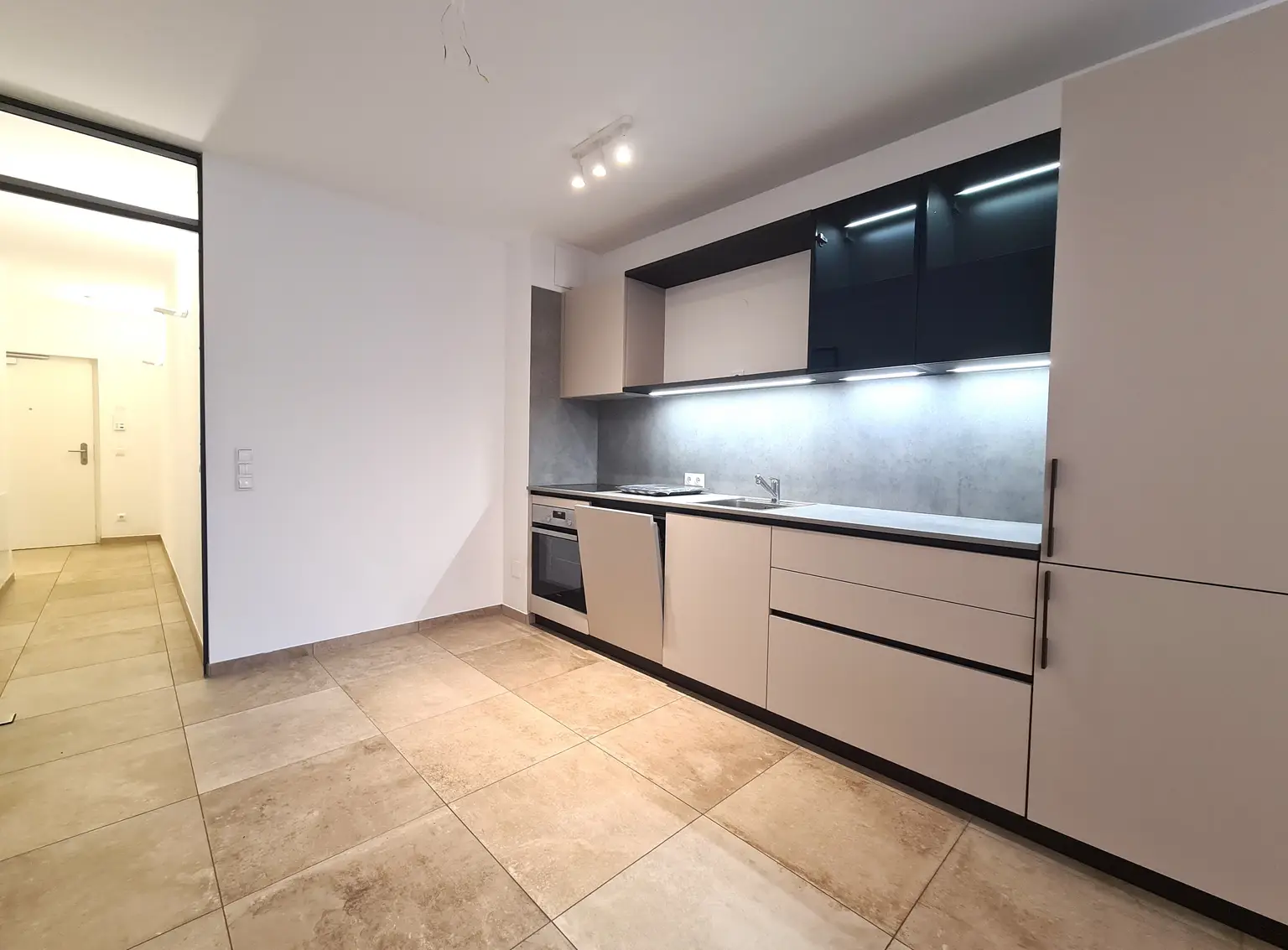 Schöne moderne Gartenwohnung in Pitten!