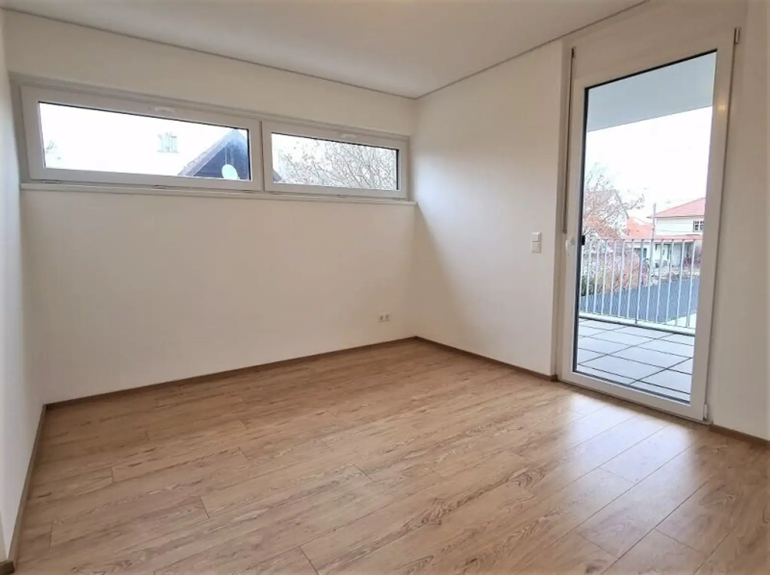 NEUBAU-RENDITEOBJEKT IM GRÜNEN, freier Mietzins, 10 Wohneinheiten mit Freiflächen, 5 Stellplätze, 748 m2 Grundstück, Aspern, U2-Nähe