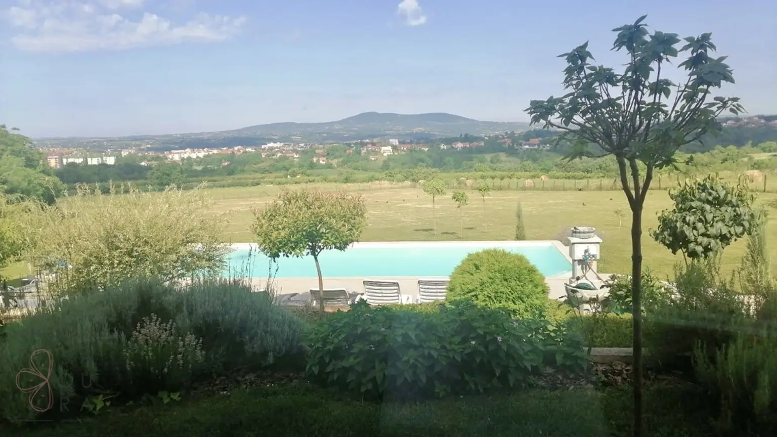 aba7edec-b151-496f-bd80-c7e066c7a40a