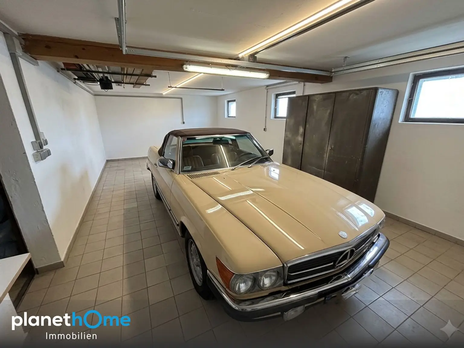 Garage im Keller