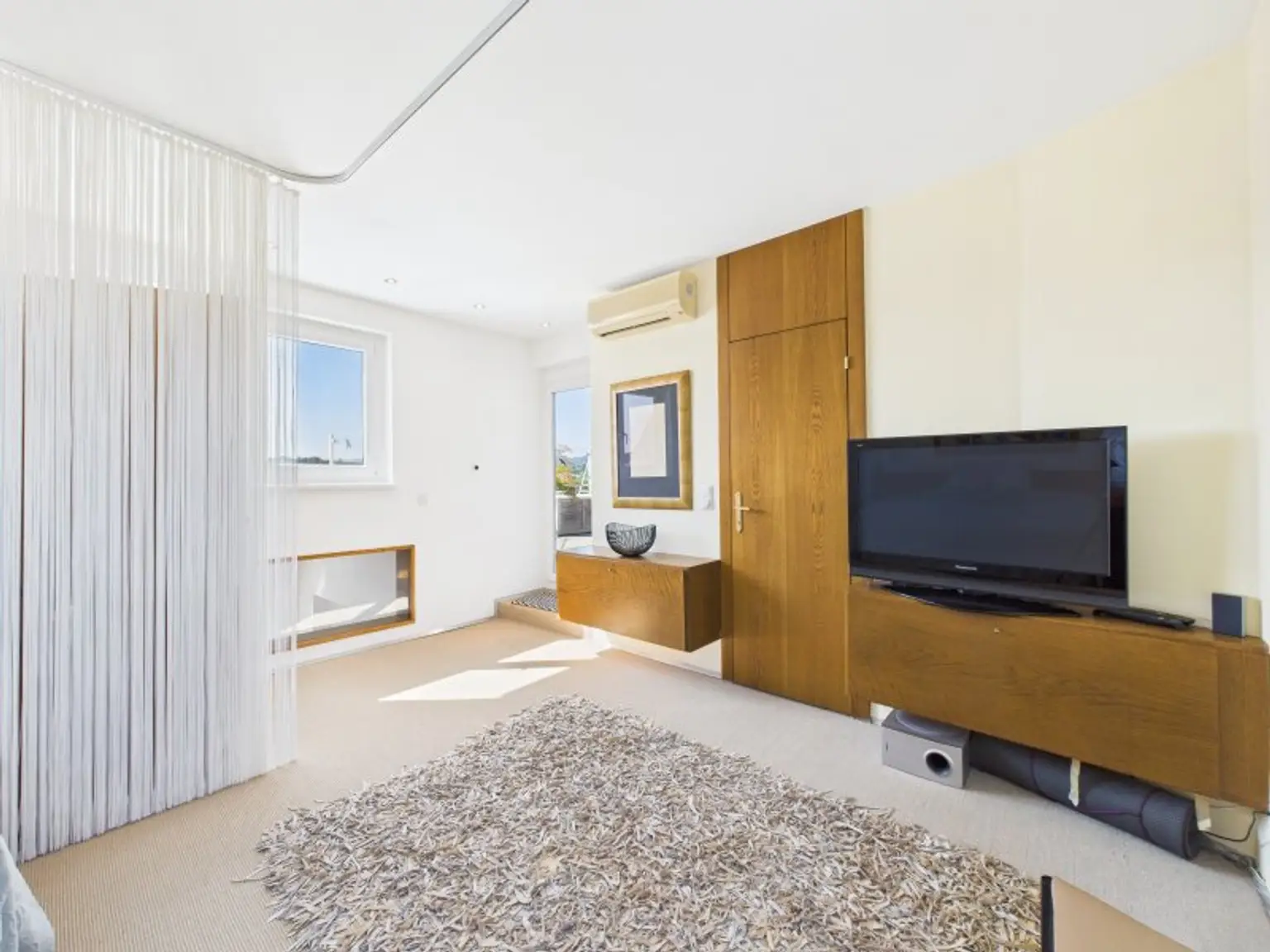 3-Zimmer Dachgeschosswohnung im 18. Bezirk mit Wienblick & zwei Garagenplätzen