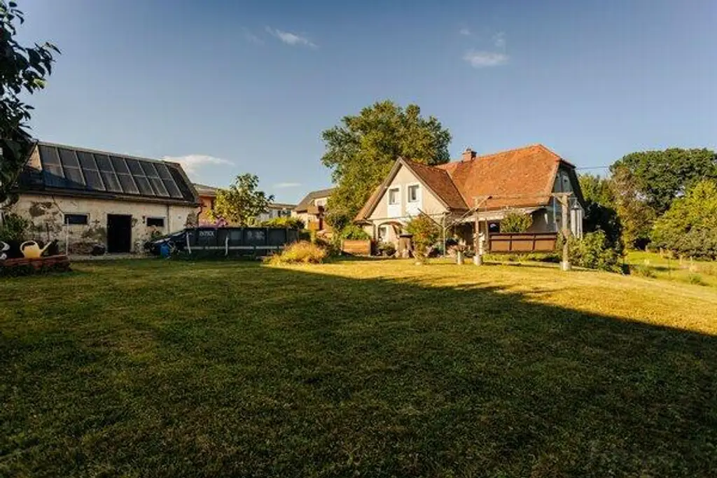 8074 Raaba -  Einzigartig - Ruhige, grüne Sonnenlage - Eine der letzten Oasen