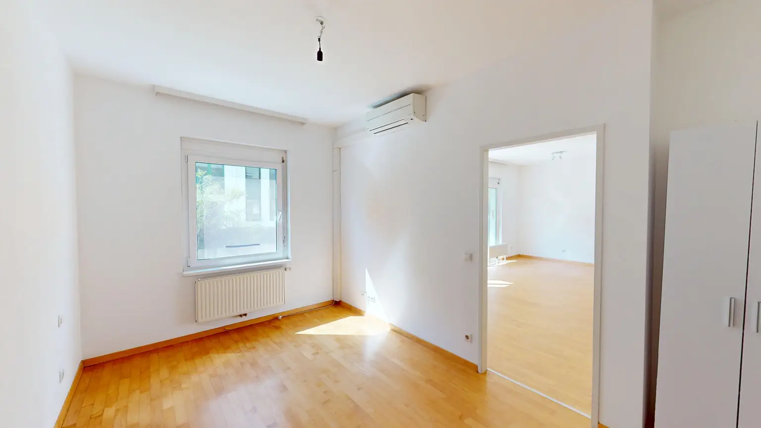 Döblinger Hauptstraße I Gartenwohnung mit Garage und Pool