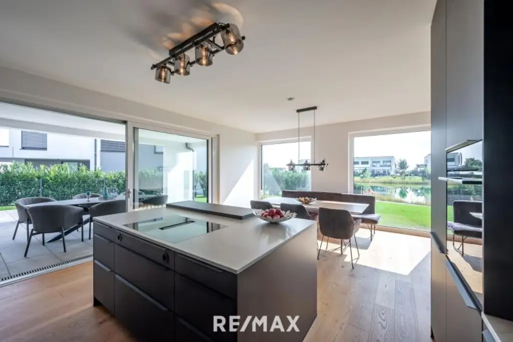 Leben pur! Exklusiv und natürlich zugleich. Im Sommer sonnen-,  im Winter eisbaden.