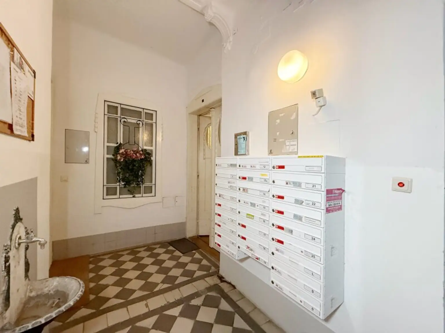 4-Zimmer-Wohnung in zentraler Lage Wiens – ideal geeignet als WG für 3 Studenten