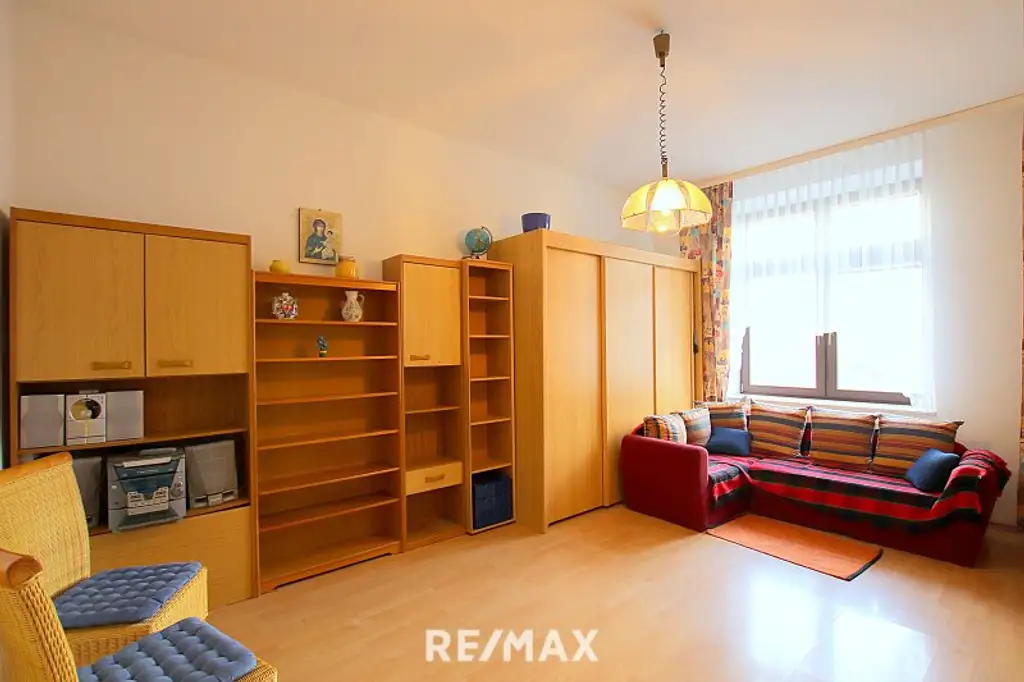 Nette Altbau 3-Zimmer Wohnung mit Balkon und Eigengarten in zentraler Lage in Penzing, sehr gute Infrastruktur!