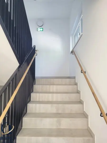4 Zimmer-Penthouse mit 5 großen Terrassen in familienfreundlicher & naturnaher Umgebung