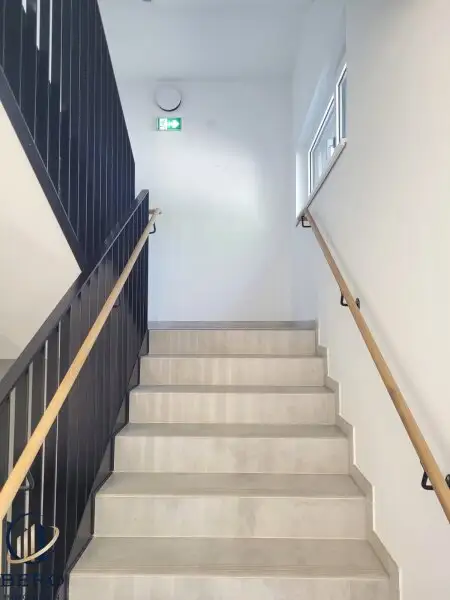 4 Zimmer-Penthouse mit 5 großen Terrassen in familienfreundlicher & naturnaher Umgebung