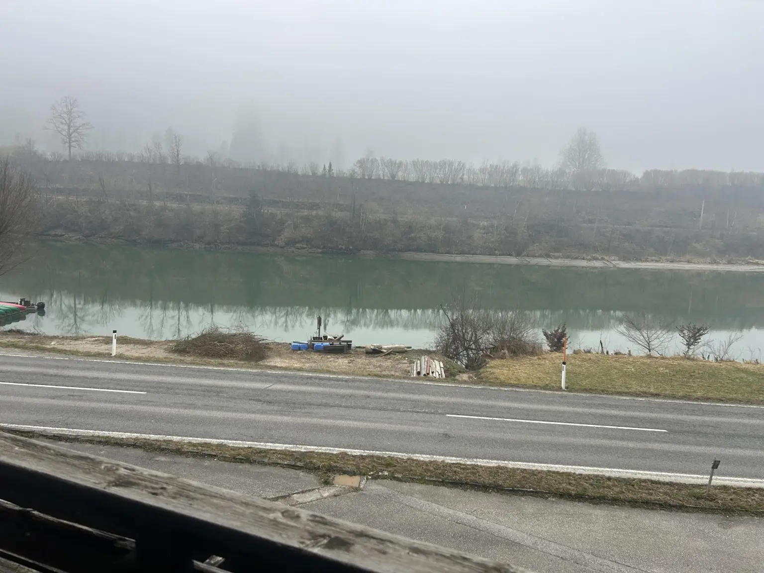 Blick vom Balkon auf die Enns