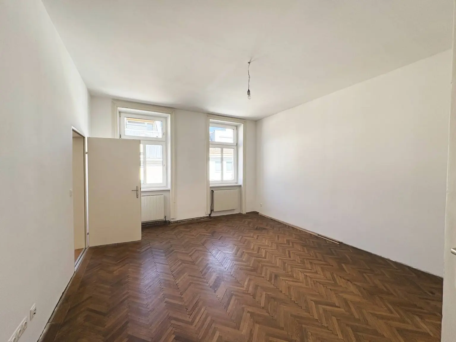 Gut aufgeteilte 3 Zimmer Wohnung mit neuer Küche -
Nähe Klinik Landstraße