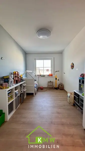 Grünblick: 3 Zimmer Eigentumswohnung mit Loggia in Ruhelage
