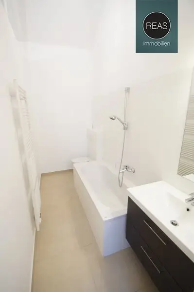 Wunderschönes Büro in perfekter Lage nahe Stadtpark! Stellplatz verfügbar!