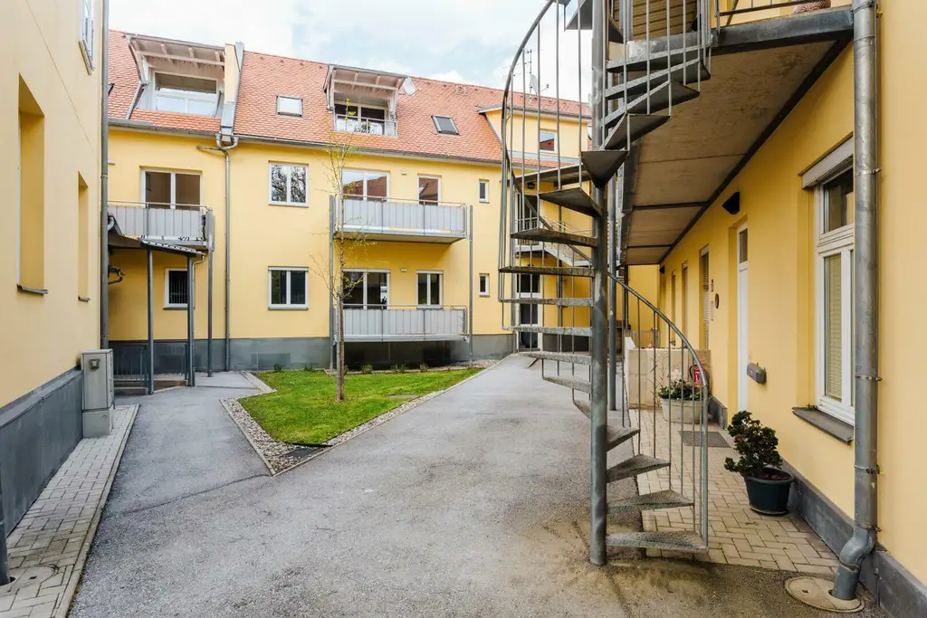8043 Kauf: 3 Zimmer Erstbezugswohnung in stilvollem Gebäude nahe Hilmteich & KF UNI Graz