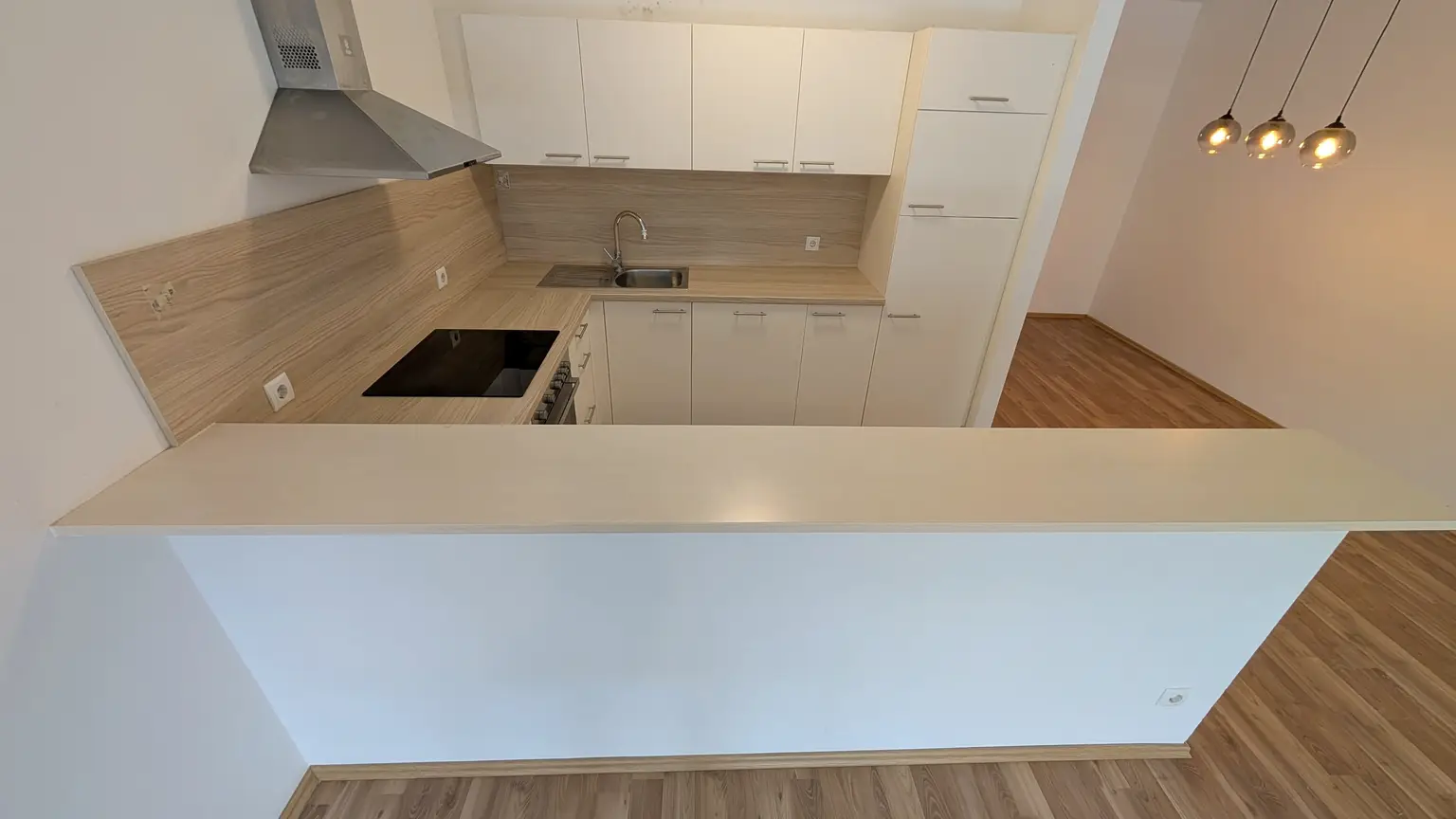 NETTES 3 ZIMMERAPARTMENT IM SPECKGÜRTEL VON WIEN - 35 ÖFFI-MINUTEN BIS WIEN ZENTRUM