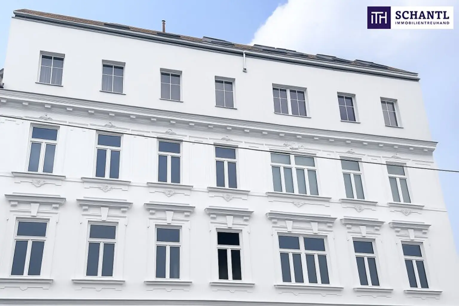 Exklusives Design-Loft mit einer Dachterrasse, Klimaanlage & Weitblick in Ruhelage