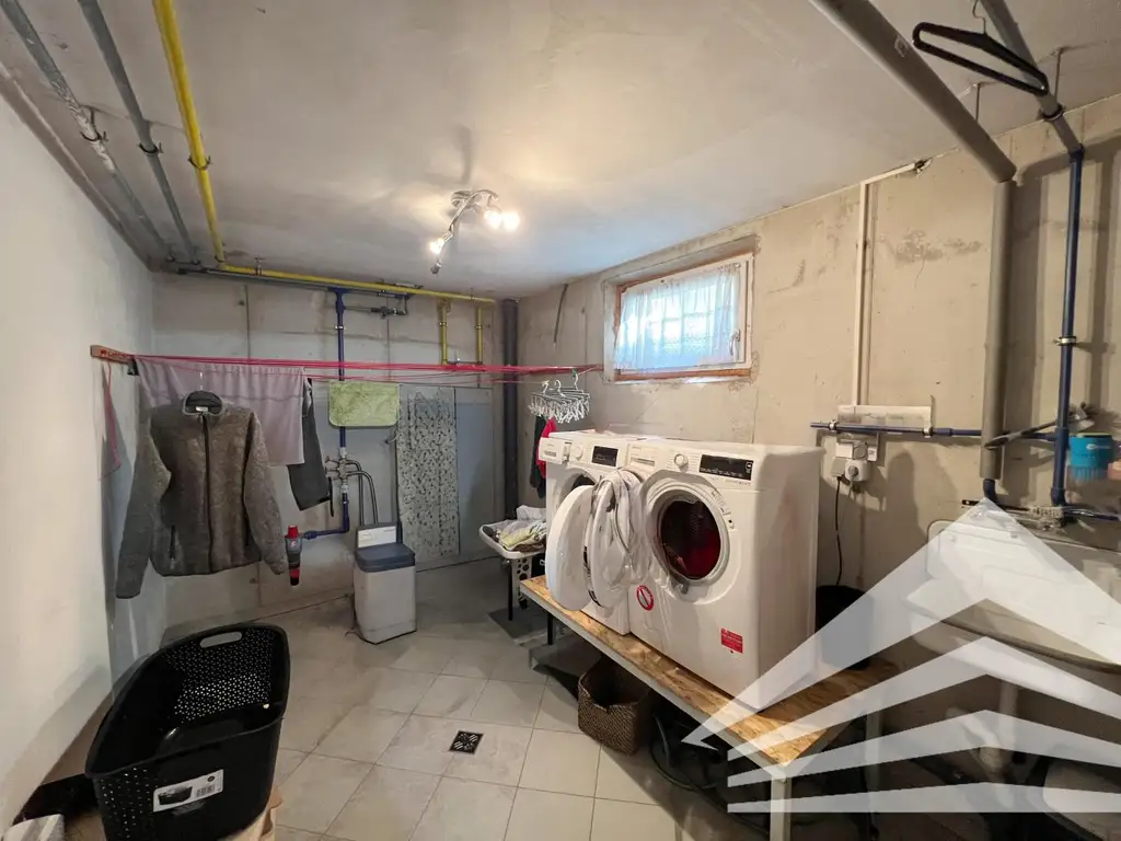 Großzügiges Eckreihenhaus mit Garten & Pool in toller Siedlungslage! 360° Rundgang online!