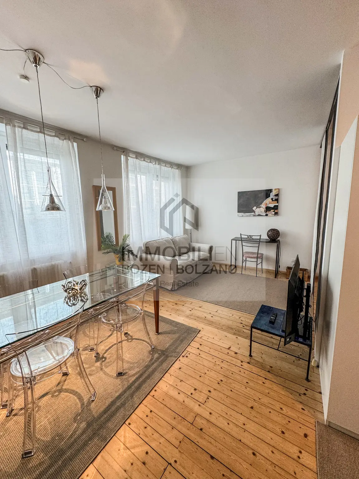 Charmanter Altbauwohnung im Herzen von Bozen zu vermieten