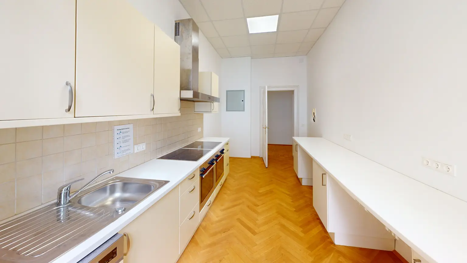 Modern sanierte Bürofläche – 6 Zimmer & Erweiterungsmöglichkeit bis ca. 600 m²
