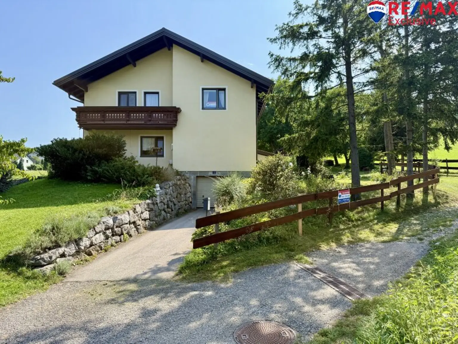 Bergzauber – Einfamilienhaus mit 158 m² Wfl. & 5.104 m² Grund in Puchberg am Schneeberg!