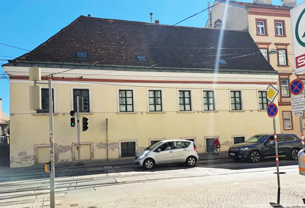 HISTORISCHES BAUJUWEL