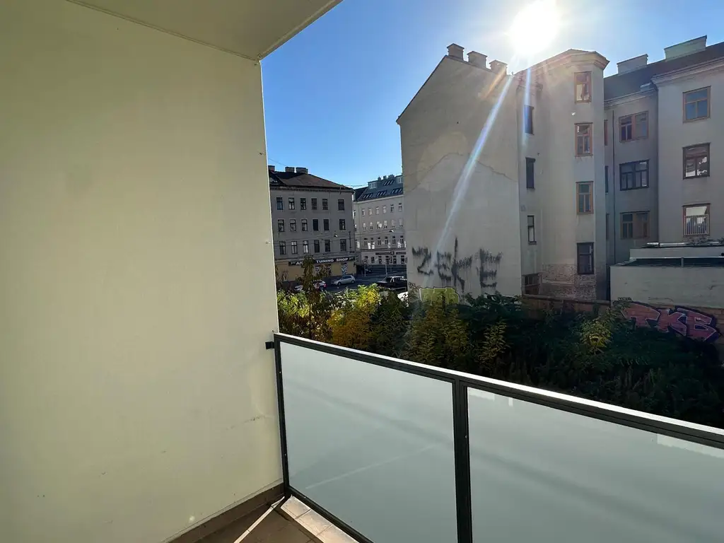 Eigennutzung oder Vermietung: 2- Zimmerwohnung mit Süd-Loggia nahe U1 Reumannplatz