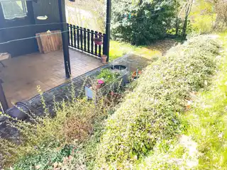Überdachte Terrasse (EG)