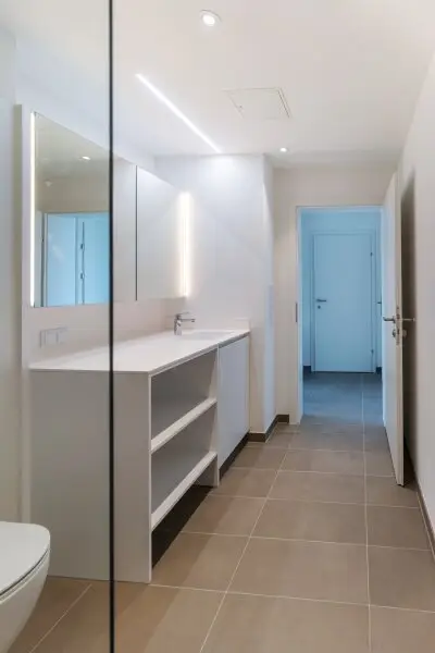 Serviced Apartment! All inclusive (Strom, Heizung, Internet + TV, Fitness) Wohnen im TABA Tower!