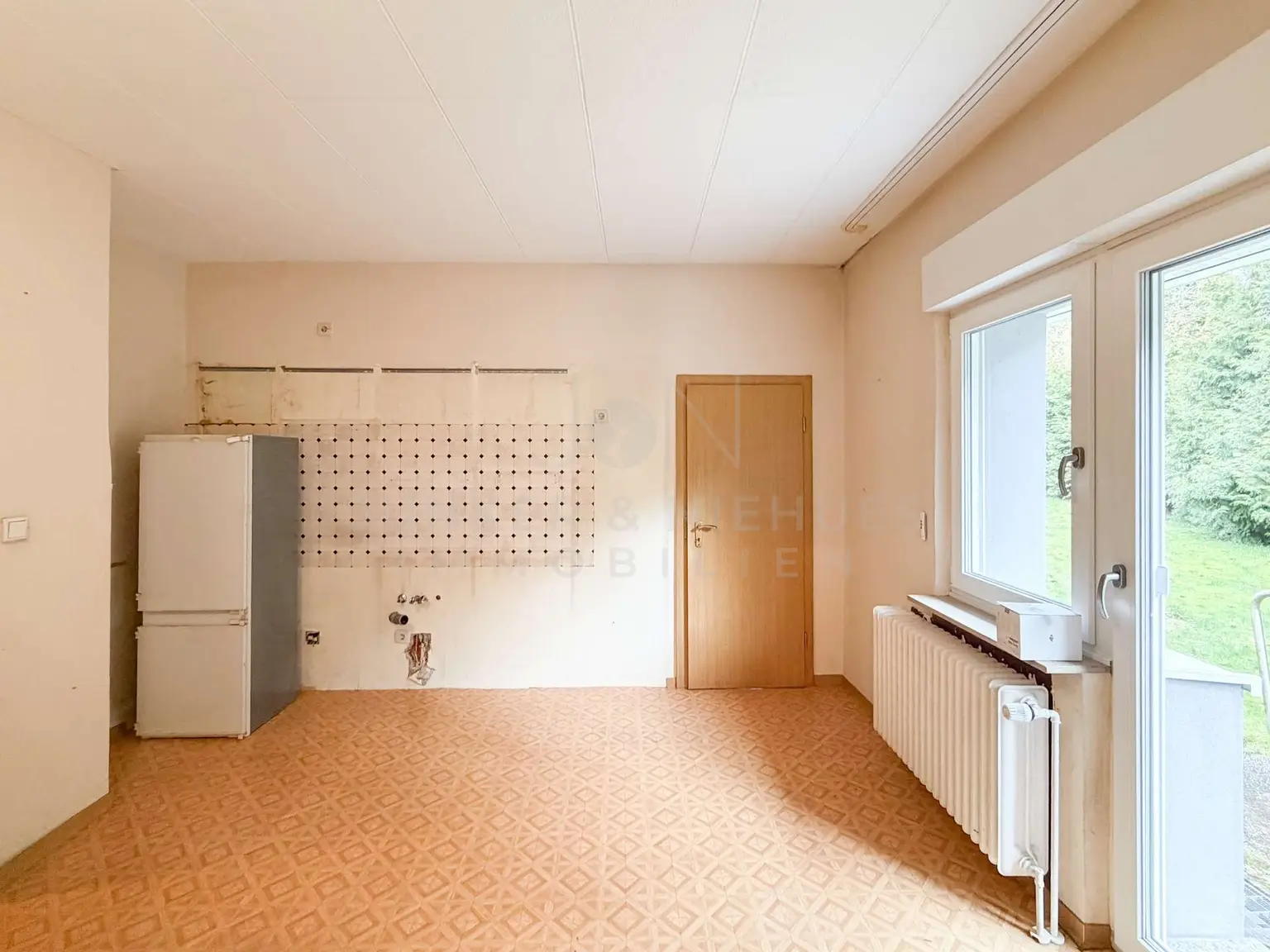 Küche und Essbereich EG