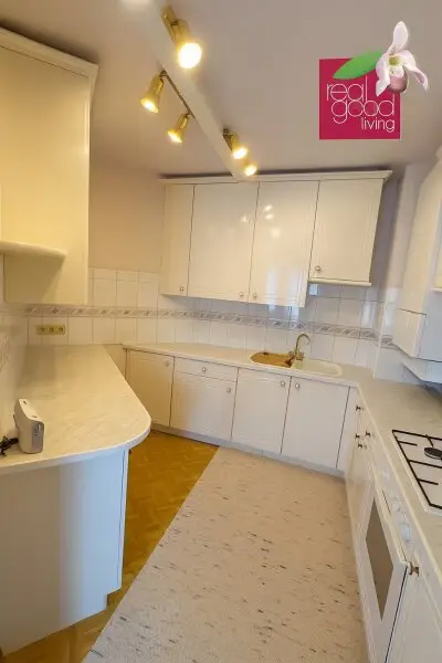 Ruhige 2-Zimmer-Wohnung mit Loggia beim Feilplatz – Nähe U3 Hütteldorfer Straße
