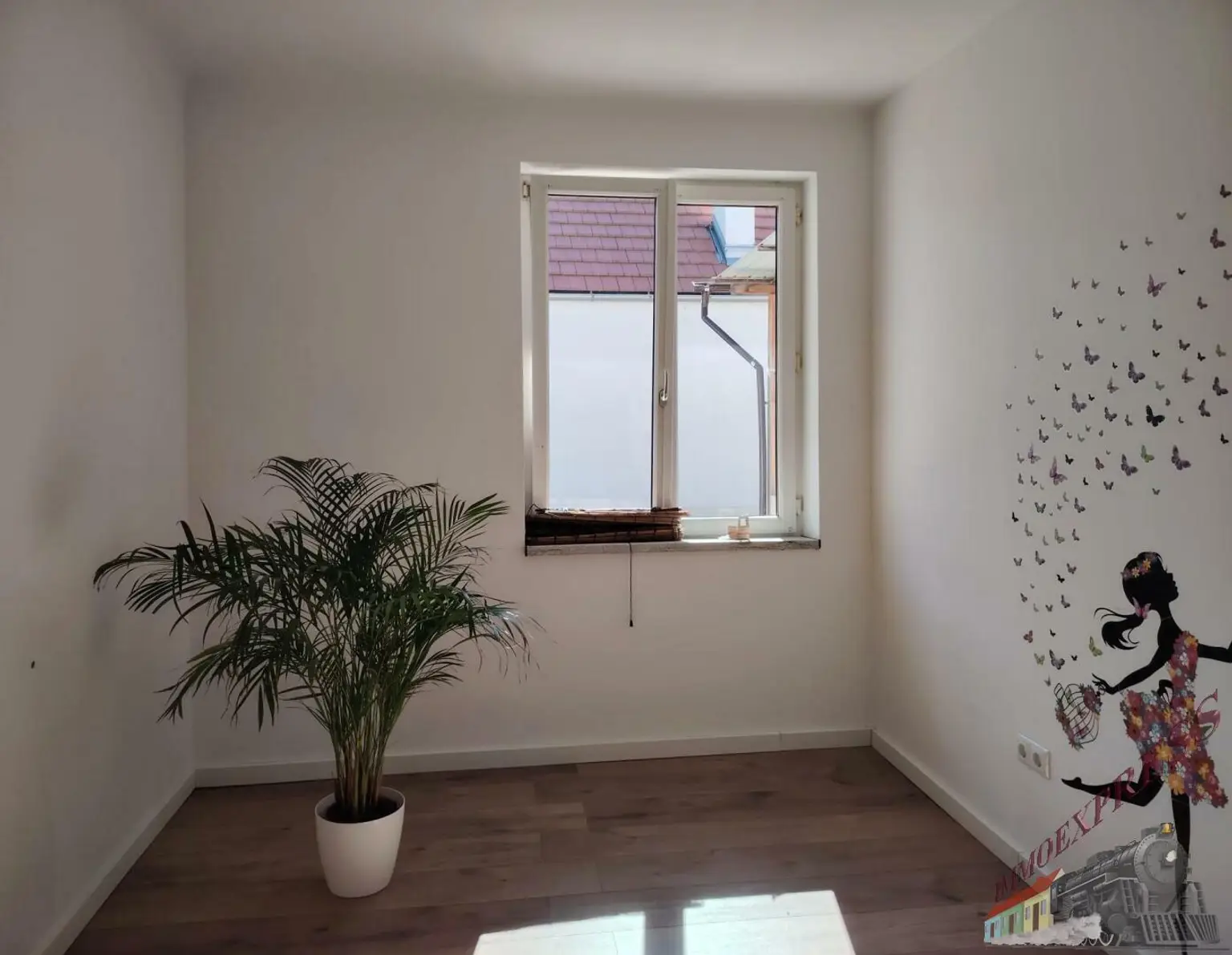 Zwei Häuser – ein Zuhause mit vielen Möglichkeiten!