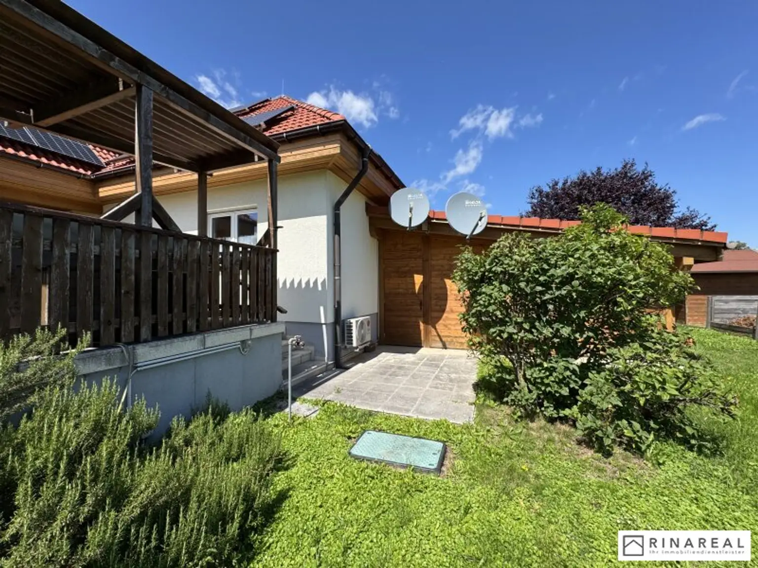 MOLLRAM - Einfamilienhaus mit ca. 1.268 m² Eigengrund | Baujahr 2009 | Sauna & Whirlpool | Luftwärmepumpe, PV-Anlage, Klimaanlage uvm.