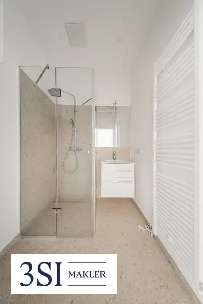 Klausgasse 46: Vollsanierte 1,5-Zimmer-Altbauwohnung in ruhiger Seitengasse des 16. Bezirks