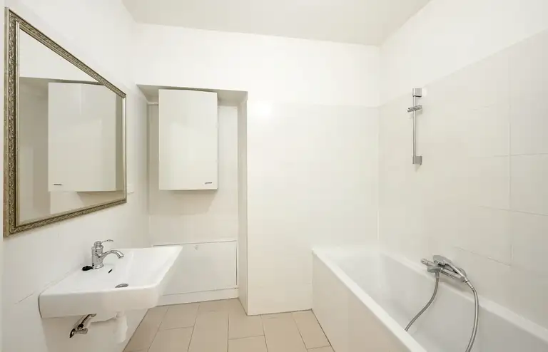 Badezimmer I