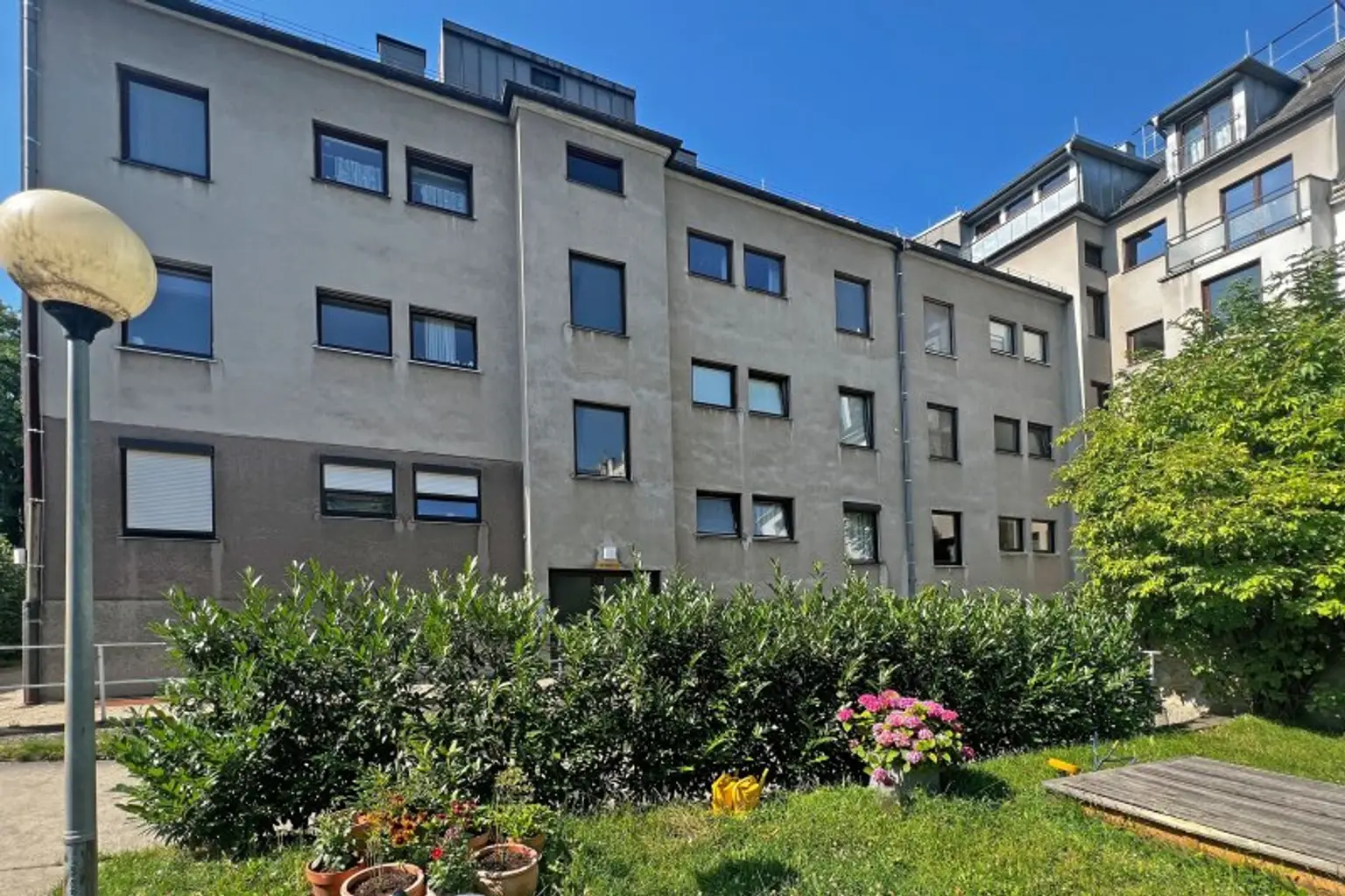 Großzügige 4-Zimmerwohnung - nur wenige Gehminuten zur U4 Braunschweiggasse