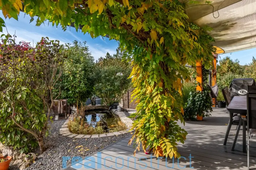 Ökologisch nachhaltiges Einfamilienhaus mit ERDWÄRME-Heizung in bester Lage von Bad Erlach