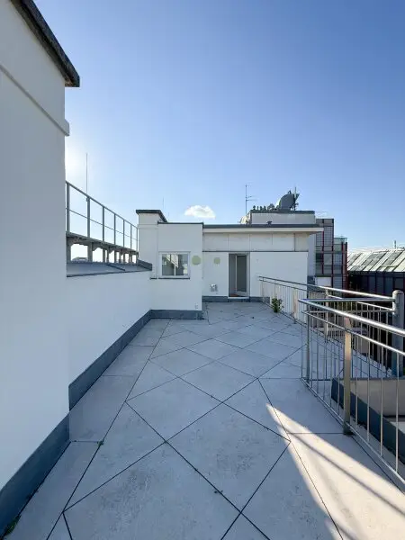 Exklusive 3-Zimmer-Dachgeschoßwohnung mit Klimaanlage und Dachterrasse – Kärntner Ring, 1010 Wien