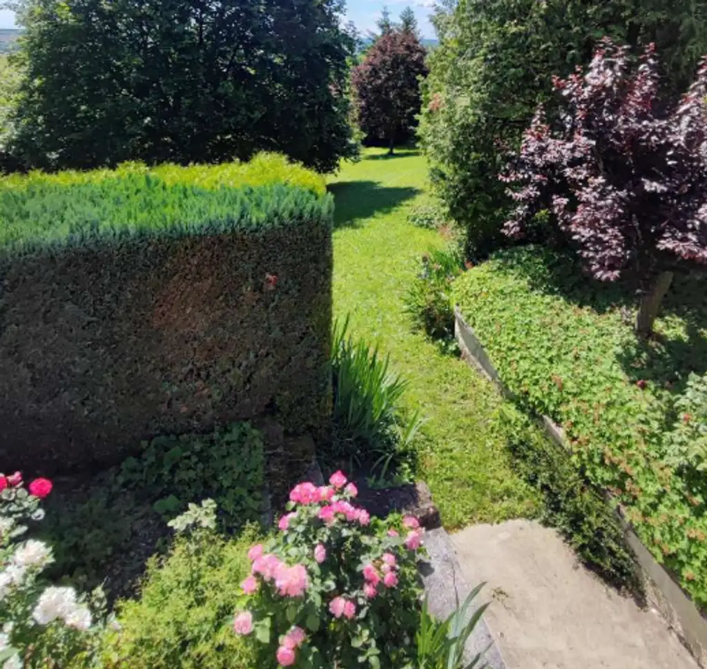 Residenz im Weingebirge – Rückzugsort mit Parkanlage