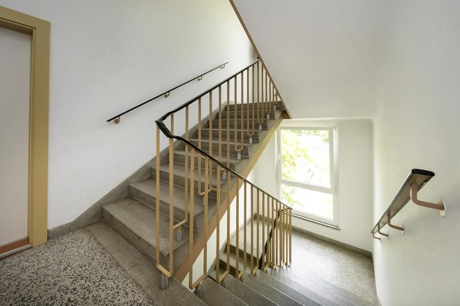 Stiegenhaus Wohnung 1190 Wien