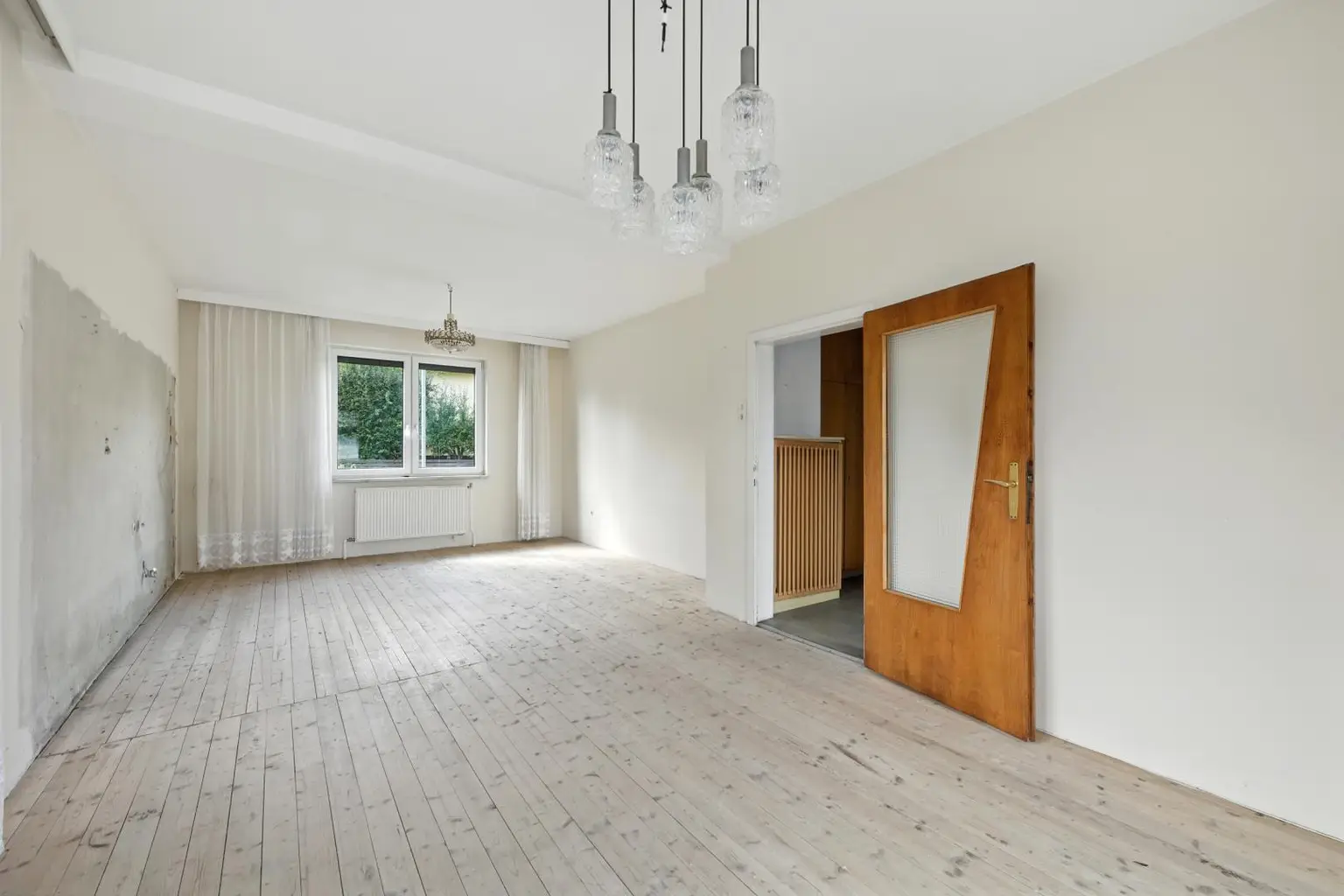 Ihr neues Zuhause: Einfamilienhaus mit vielseitigem Ausbaupotenzial in familienfreundlicher Stadtlage!