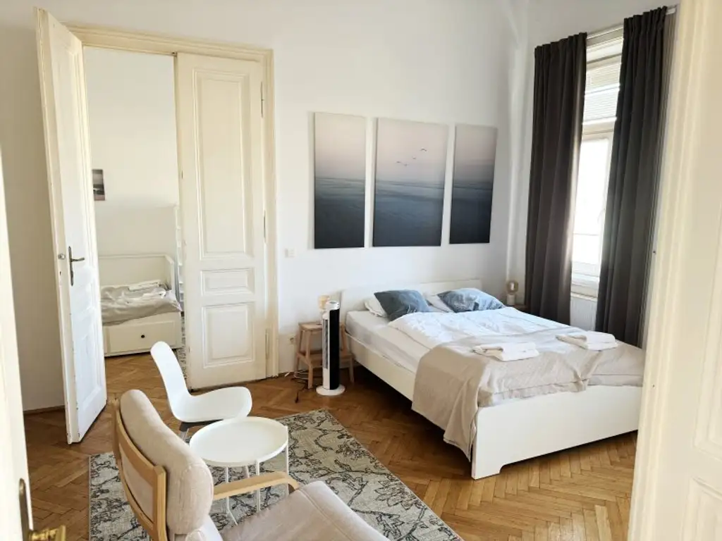 WIENFLUSS - Stilaltbau Nähe Pilgramgasse - 4 Zimmer durch Umbau möglich