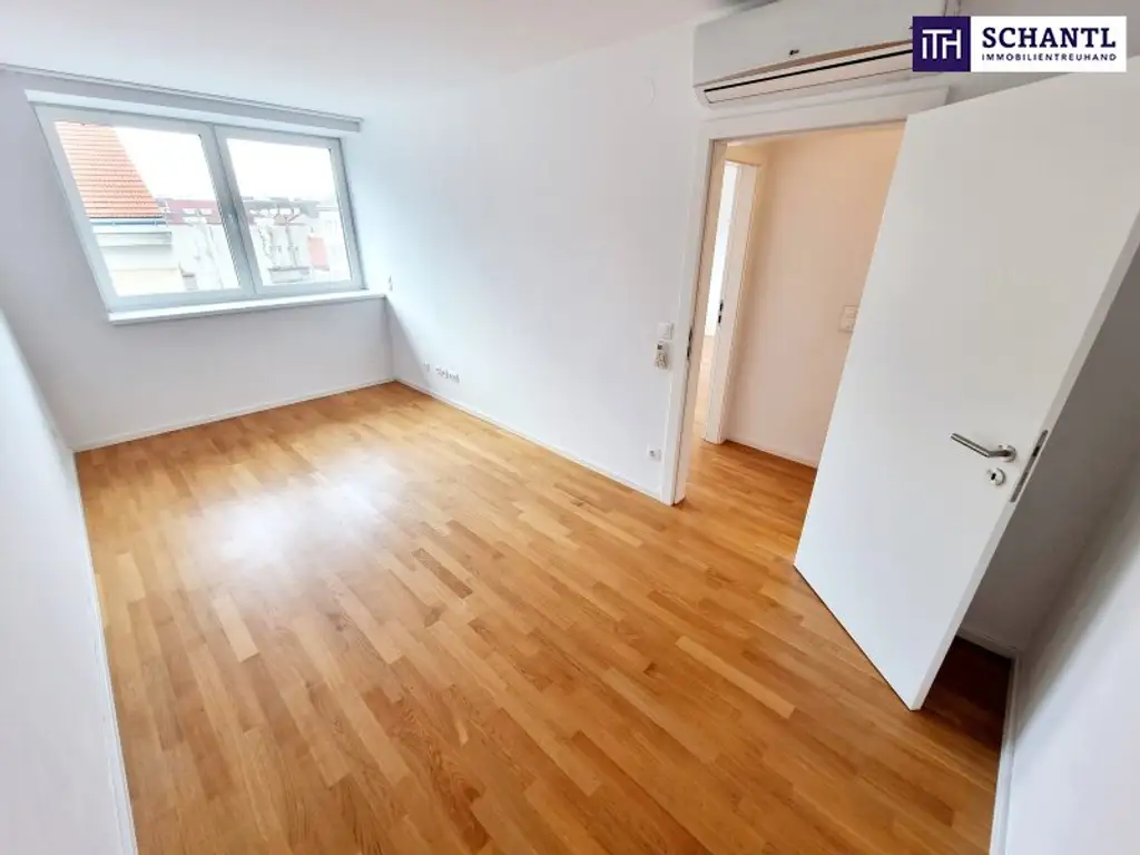 WOW! Lichtdurchflutete Traumwohnung mit hofseitiger Terrasse! Neues Lebensgefühl im Dachgeschoss mit perfekter Raumaufteilung + Kamin + Ideale öffentliche Anbindung! Jetzt zugreifen!
