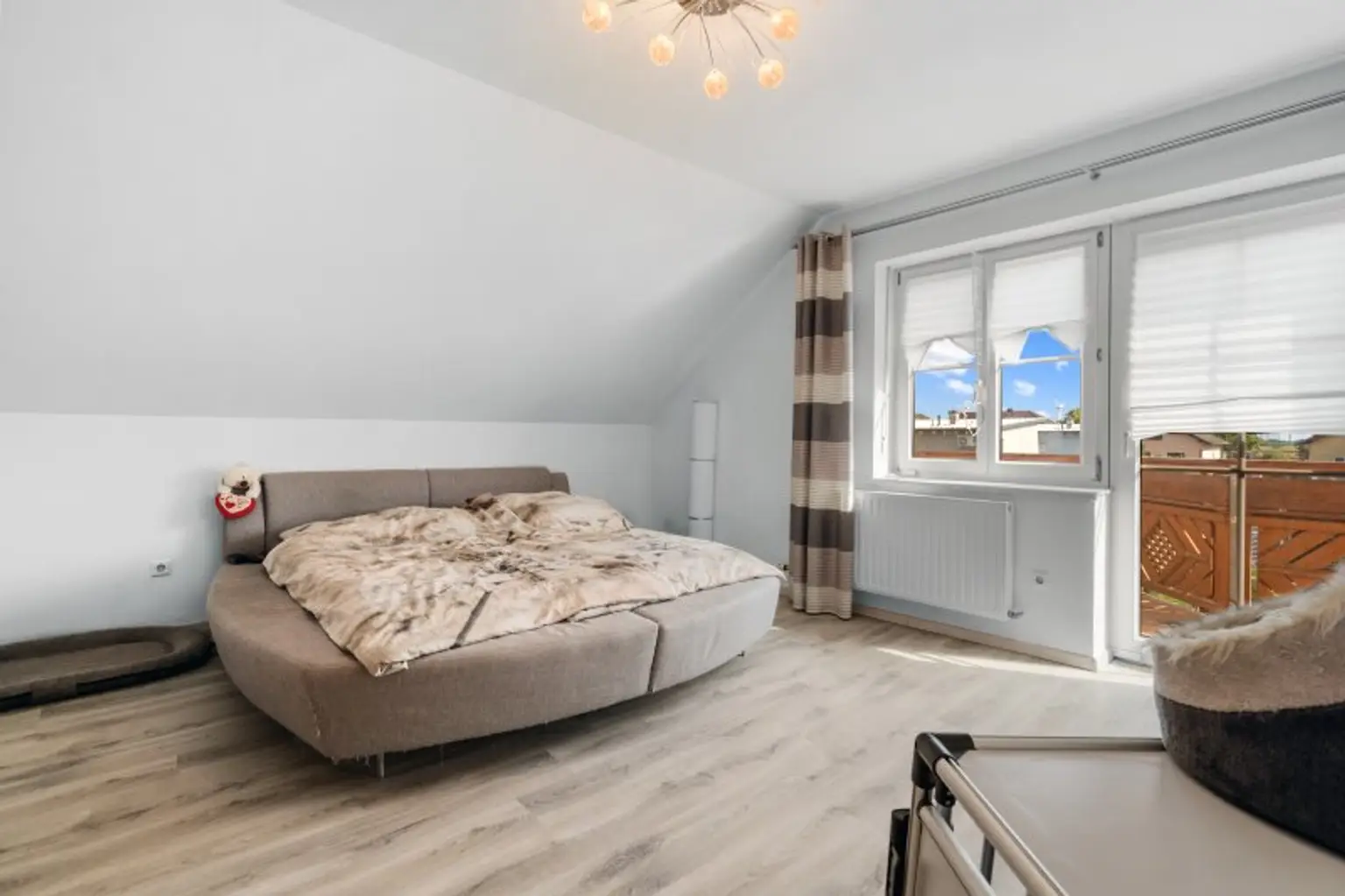 Exklusives Einfamilienhaus vor den Toren Wiens in nicht einsehbarer Grünruhelage / +++ RE/MAX Trend +++