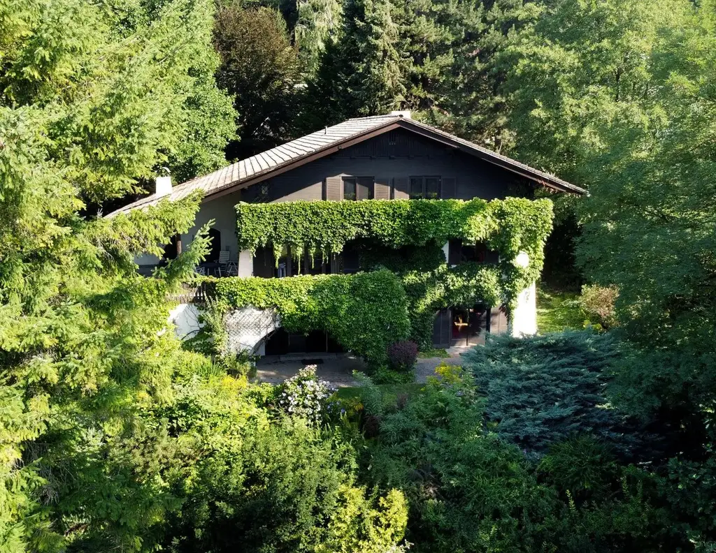 Velden - Ein/Zweifamilienhaus mit XXL-Gartenanlage, Panoramablick und Zweitwohnsitz-Widmung