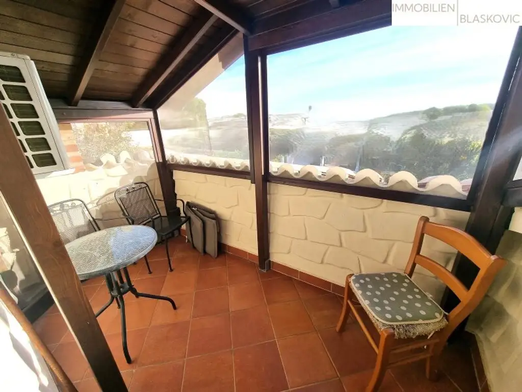 Porec Umgebung - Attraktives Steinhaus mit 2 Appartements und Pool/Wellness