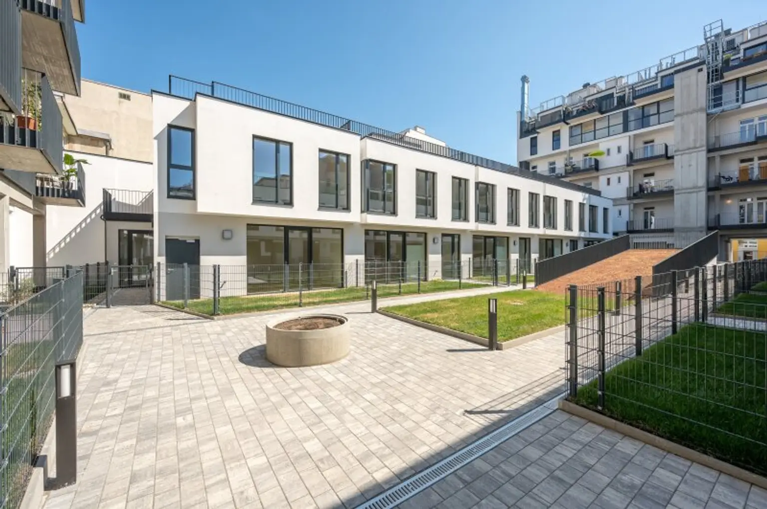 ***NEU***Townhouses in bester Lage mit Garten und Dachterrasse!
