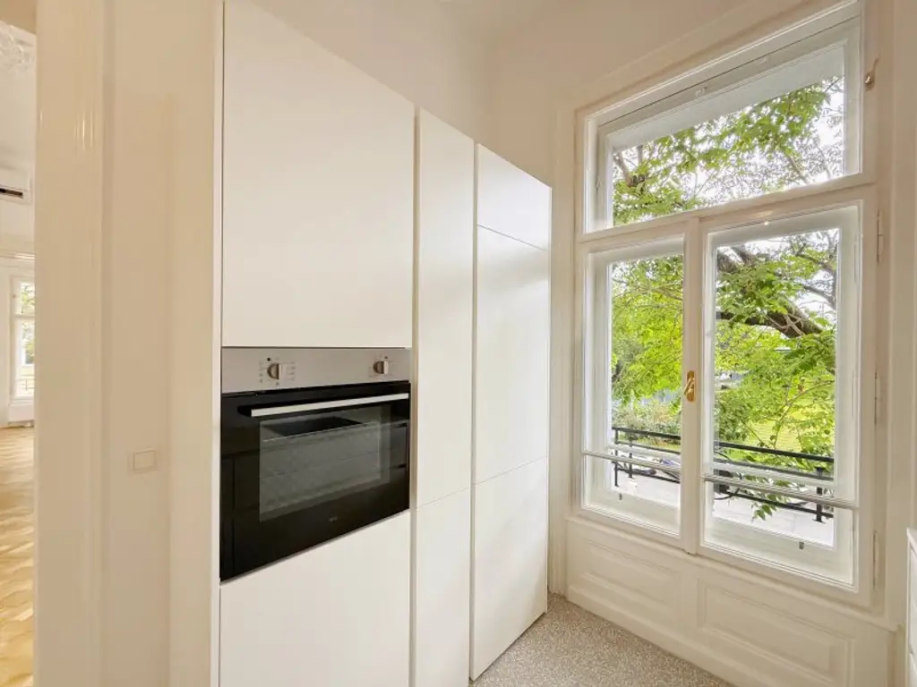 5-Zimmer-Wohnung mit Balkon & Grünblick - Erstbezug nach Sanierung